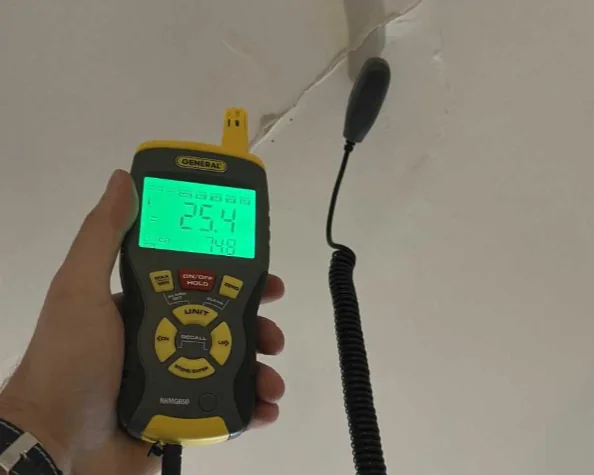 Moisture meter on the ceiling